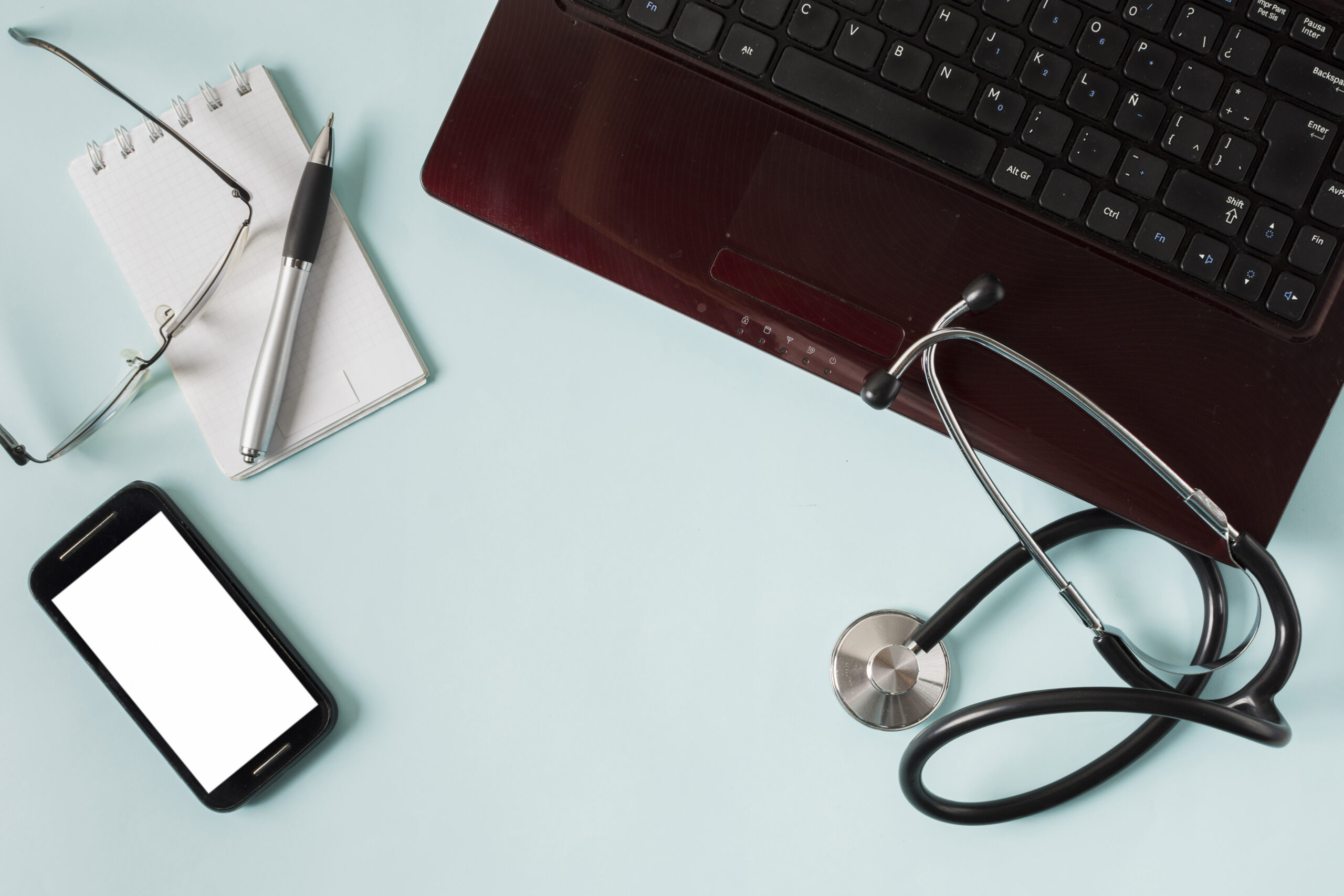 computer-with-medical-equipment